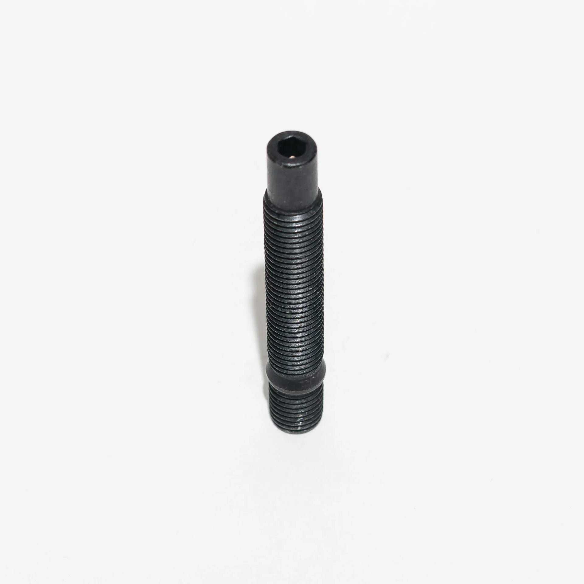 R53 EXTENDED WHEEL STUD 1 X 82MM M12 X 1.5 BLACK